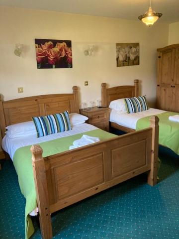 The George & Millingbrook Ltd Alojamento de Turismo Selvagem Lydney