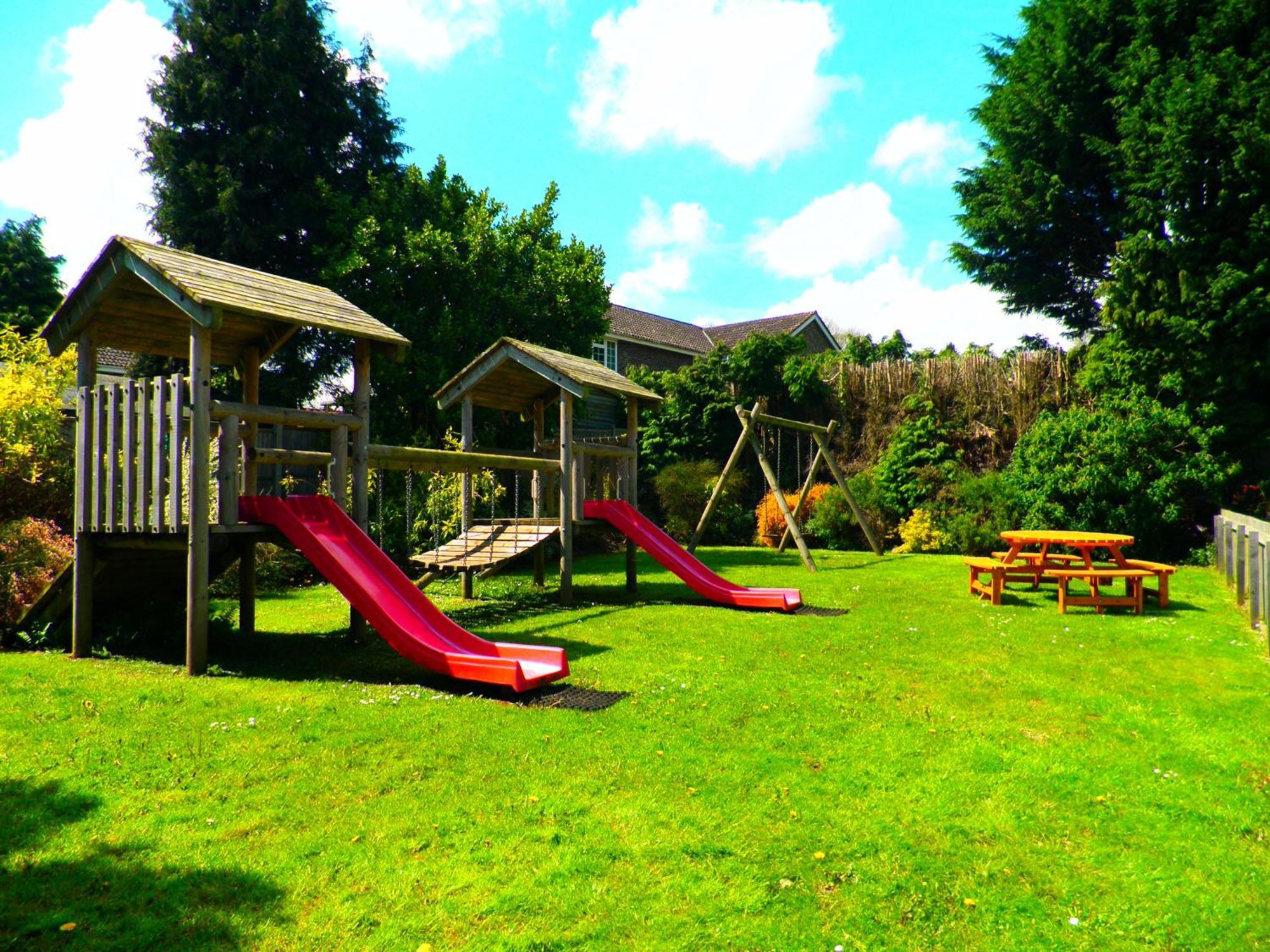 Alojamento de Turismo Selvagem The George & Millingbrook Ltd *